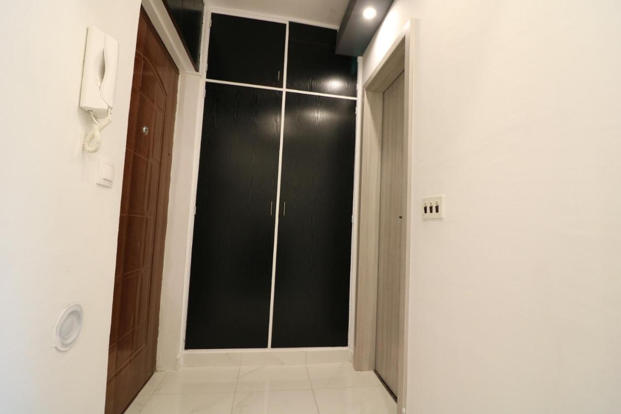 Sneky Apartment Pula Exterior photo